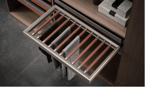 Kitchen Wardrobe Hardware Langkah Cerdas Bikin Rak Lemari Lebih Teratur dan Nyaman Digunakan Atur ulang rak lemari dengan sistem penyimpanan dari Nuomi Living. Praktis, elegan, dan tanpa renovasi—buat wardrobe kamu lebih rapi dan mudah diakses setiap hari.